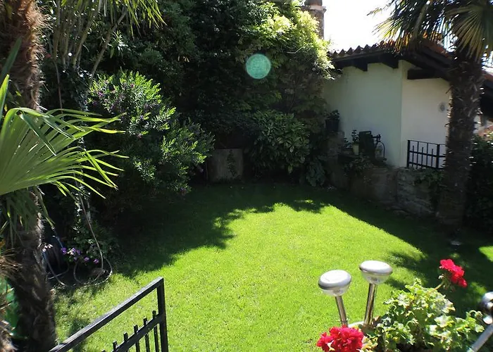 Green Oasis Family Apartments