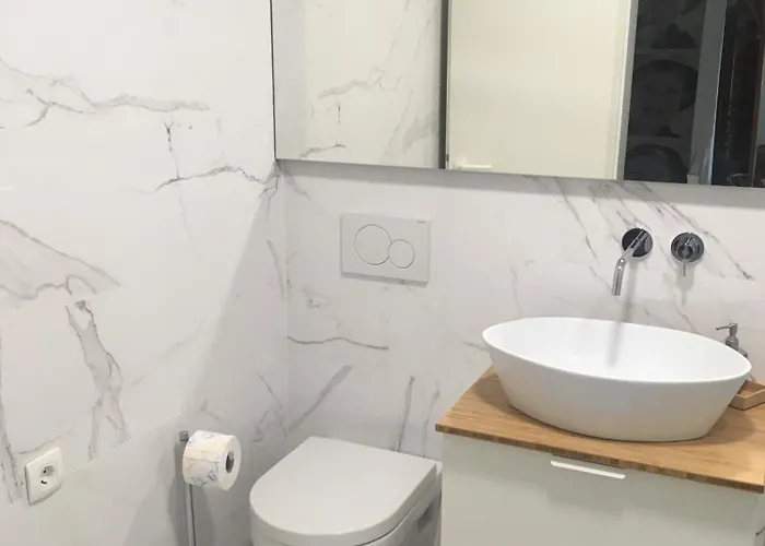 Green Oasis Family Apartments