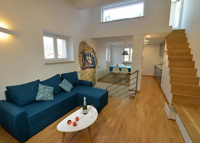 Green Oasis Family Apartments