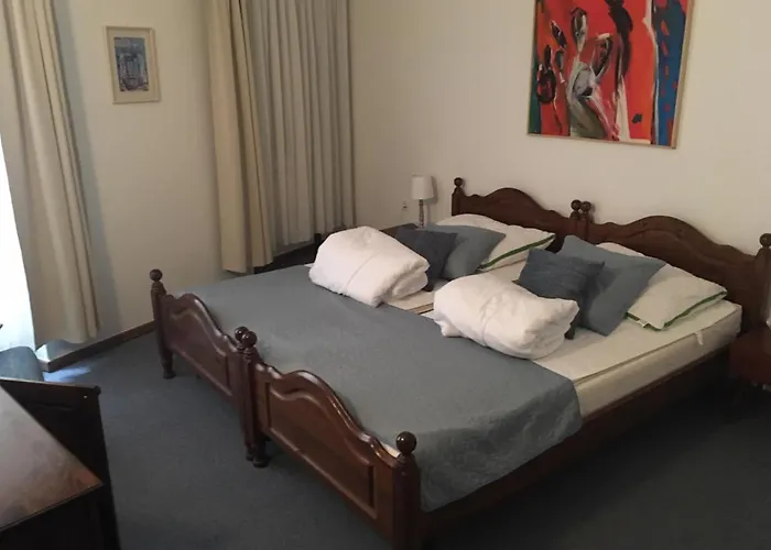 Green Oasis Family Apartments